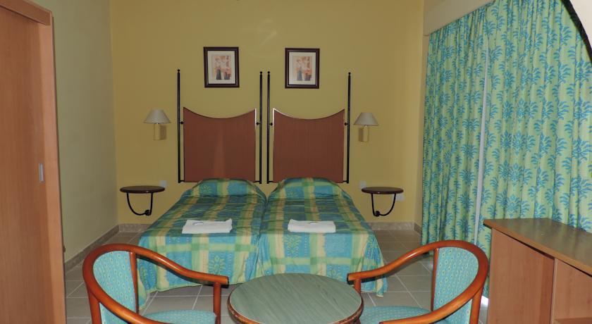 Euroclub Hotel 3*
